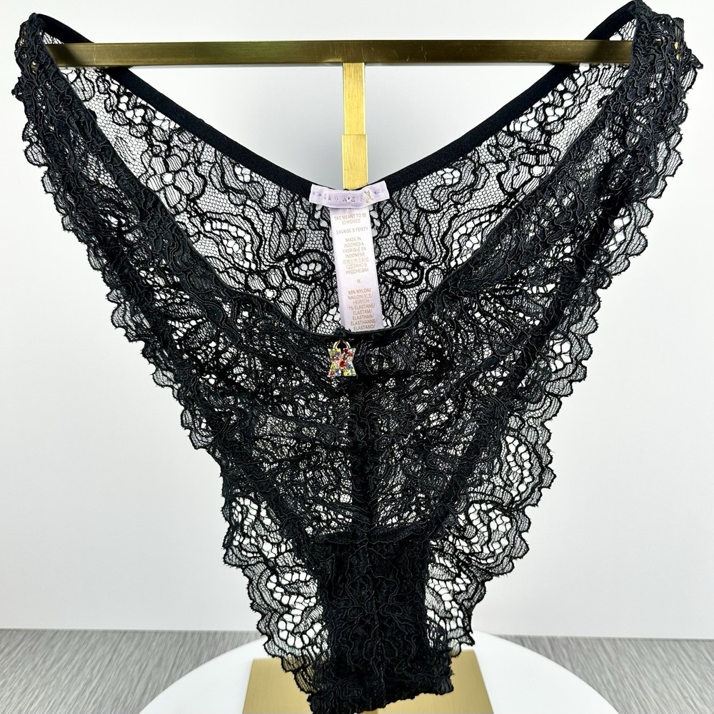 Savage X Fenty Romantic Corded Lace Brazilian Sexy‎ Panty UnderGarment Black 1X